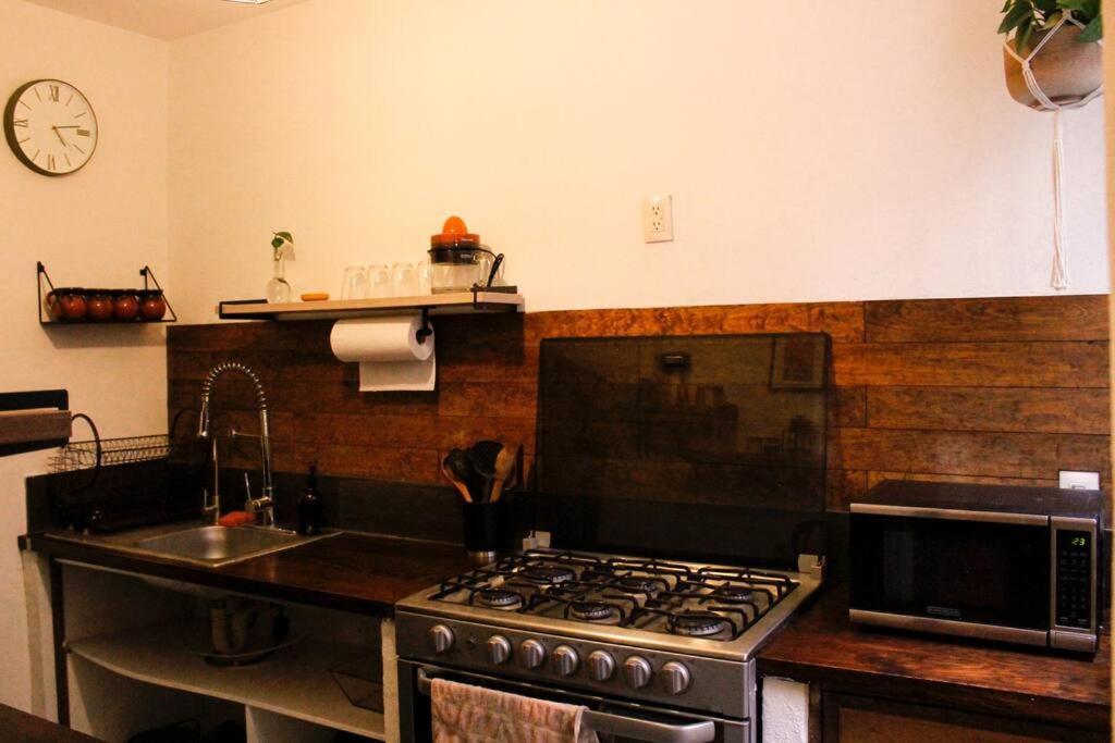 New Mex Inspired Bo-Ho Chic Apartment With Private Patio And Roof Terrace Meksika Dış mekan fotoğraf